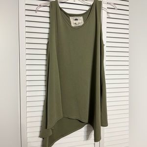 Cupio size large olive green loose tunic